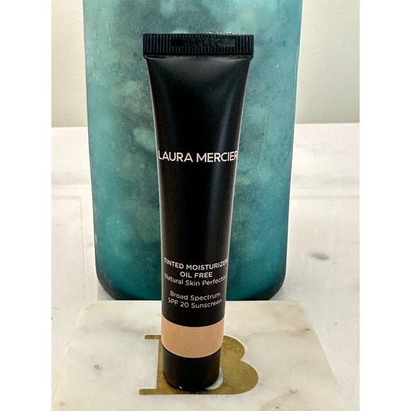 Laura Mercier NIB Tinted Moisturizer Oil Free 0.8 fl oz - 3N1 Sand DISCONTINUED - Picture 1 of 6
